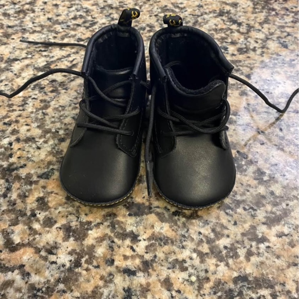 Infant doc martens